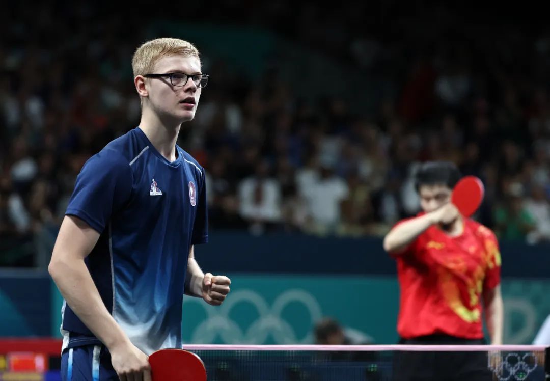 背景揭秘 背景揭秘