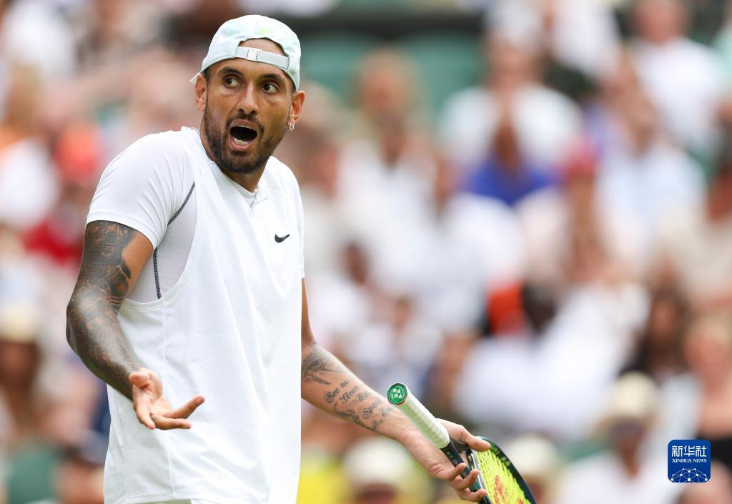 在接受采访 在接受采访