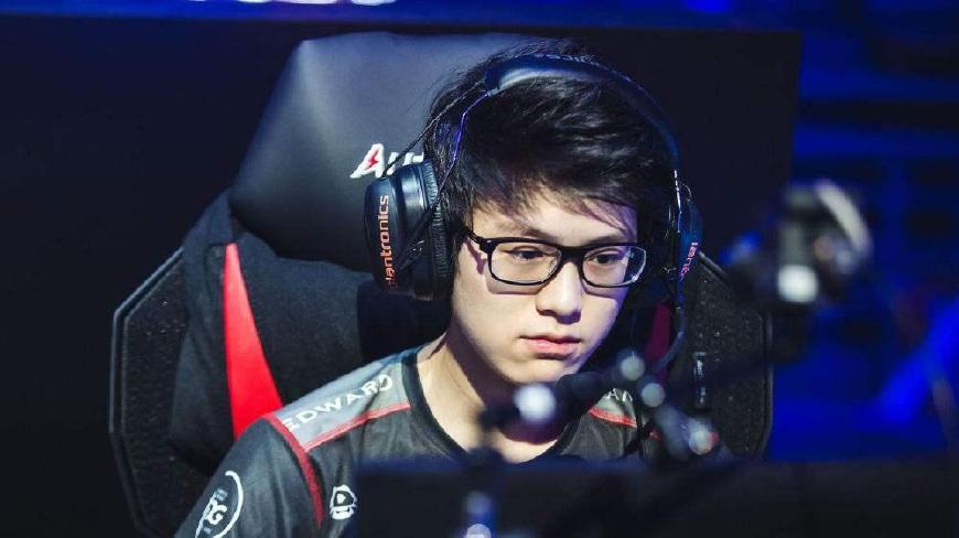 德约在二发 德约在二发