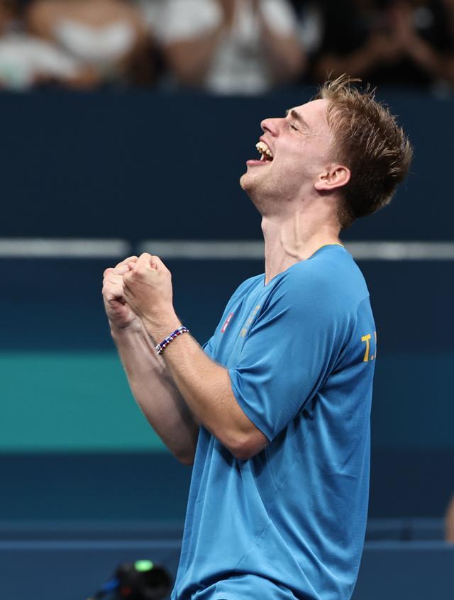 前锋格林伍 前锋格林伍