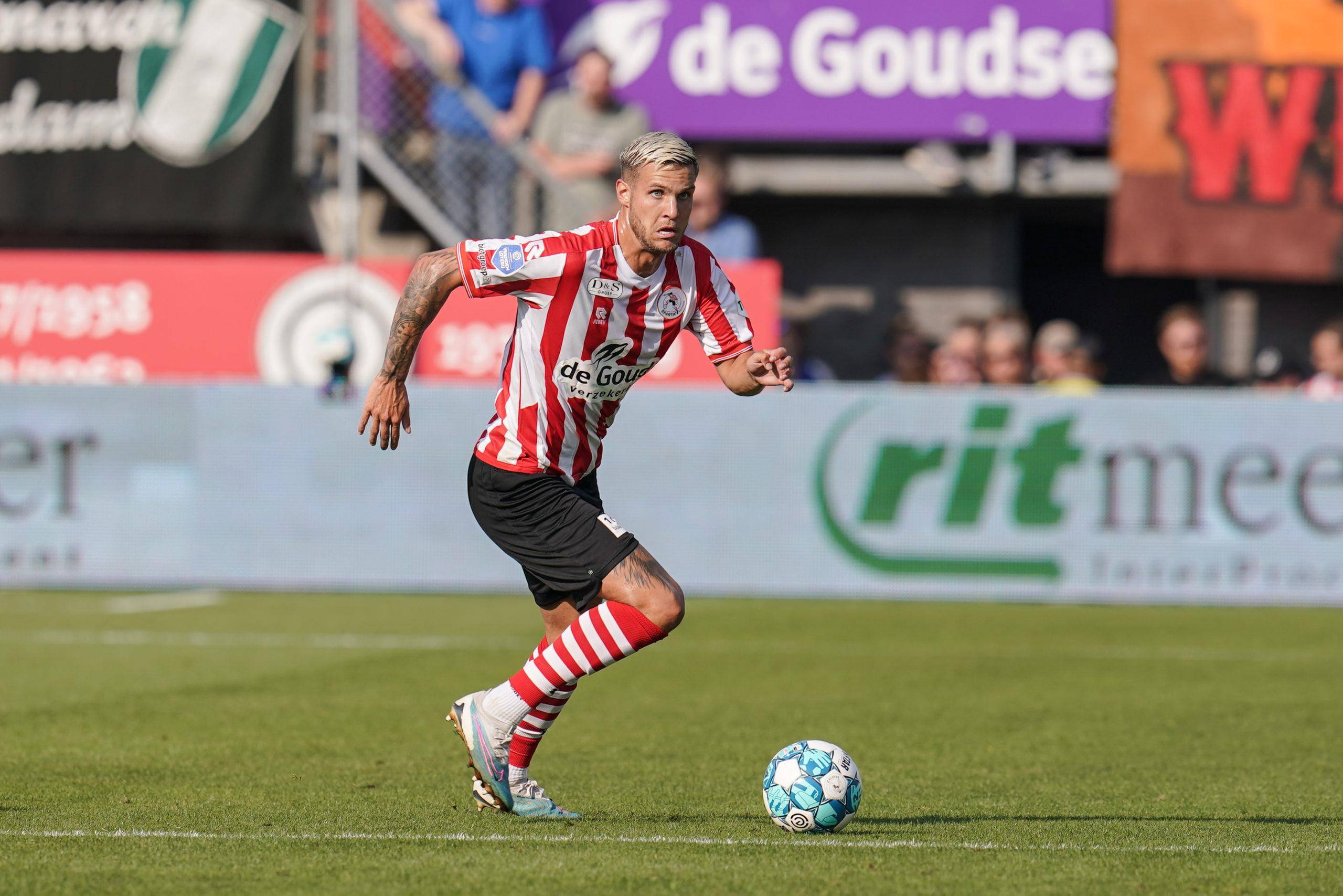 年高歌猛进 年高歌猛进