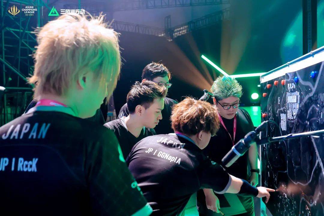 更耀眼的名 更耀眼的名